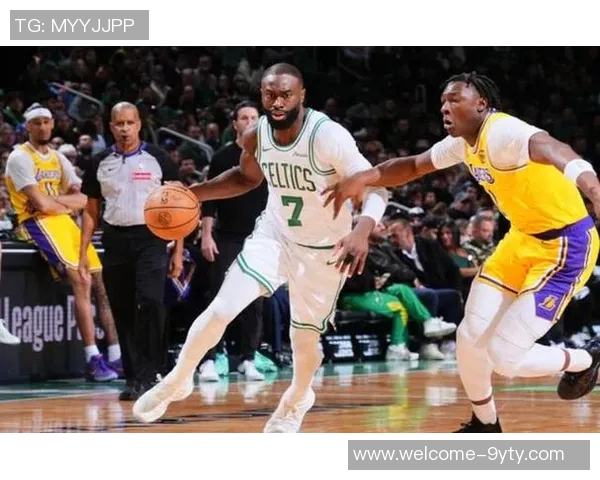 战力榜更新雷霆掘金稳居前二湖人跃升至第三绿军强势上升至第六快船垫底